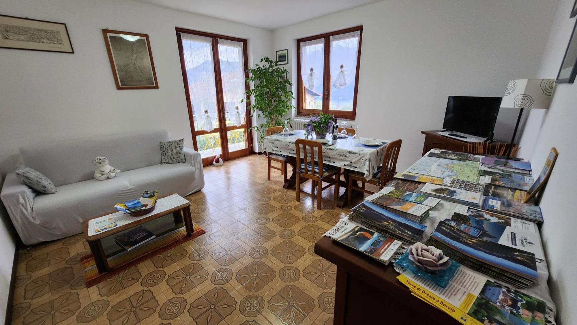 Apartment L'Ulivo Lake View In Private Street Lierna Bagian luar foto