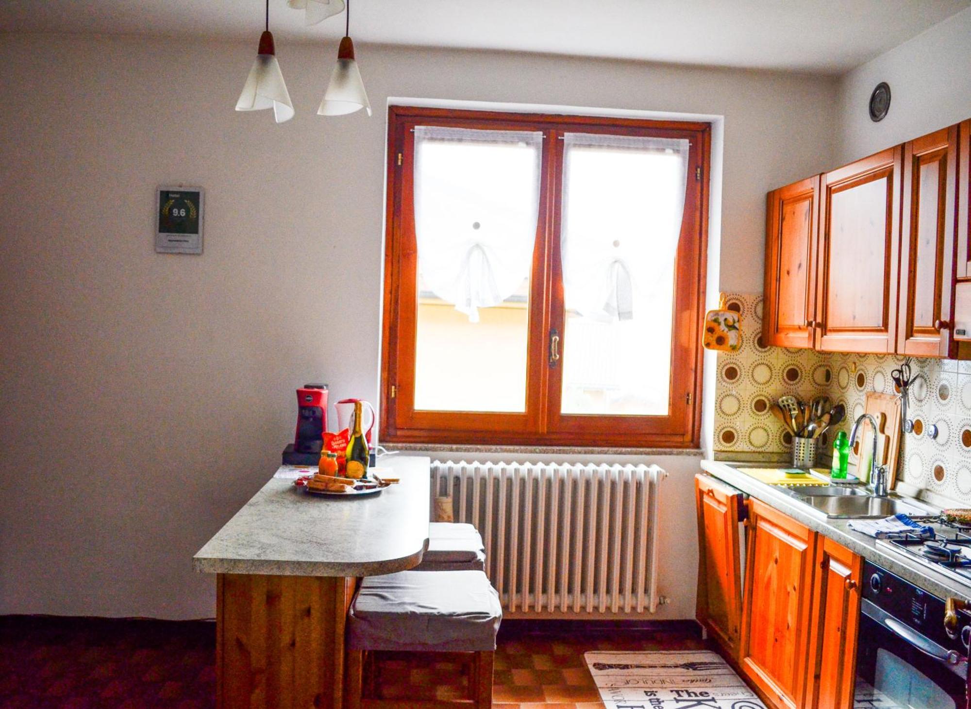 Apartment L'Ulivo Lake View In Private Street Lierna Bagian luar foto